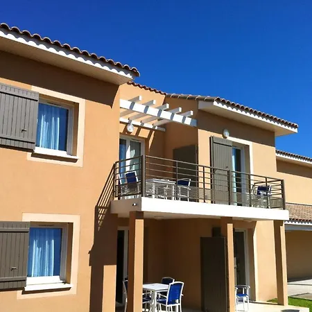 Aparthotel Odalys Les Oceanides 3*